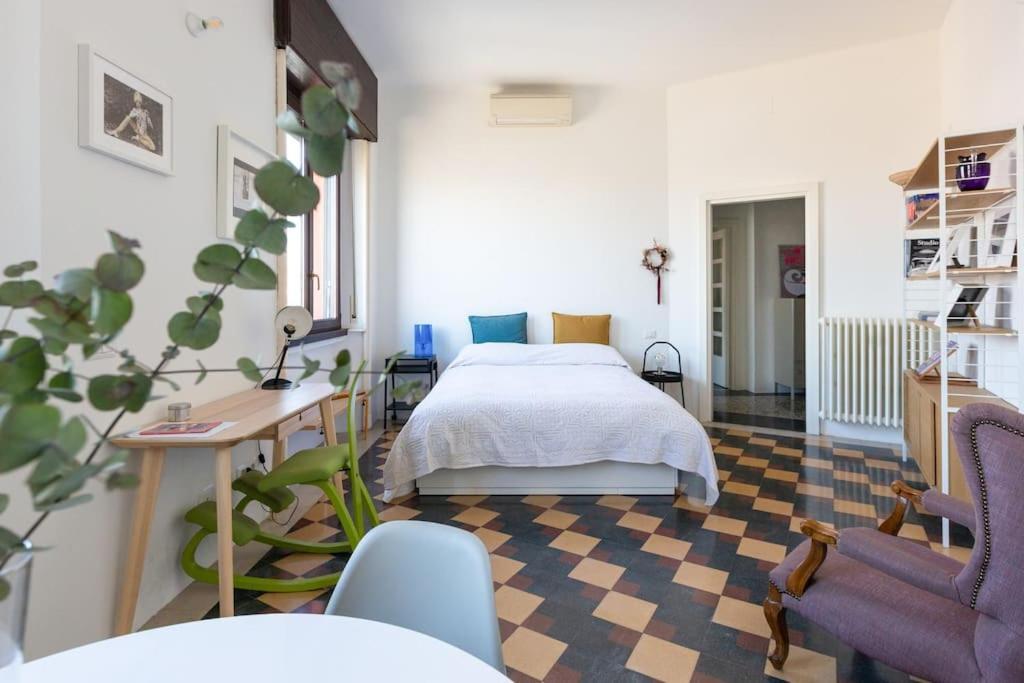 Big Bright Cozy Studio Apartment In Nolo Near Mm1 밀라노 외부 사진